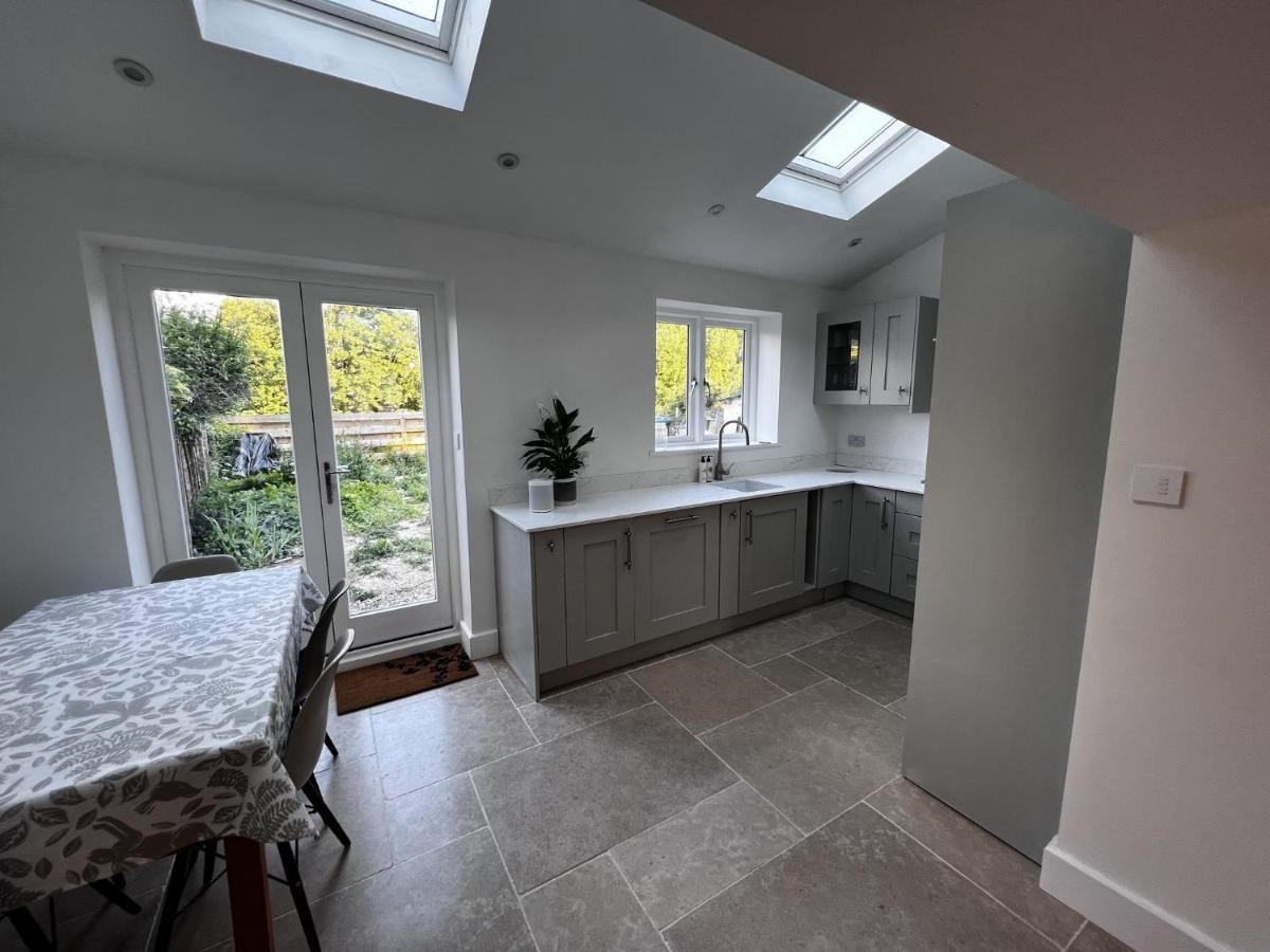 Seven Abbey Lane Vila Southam  Exterior foto